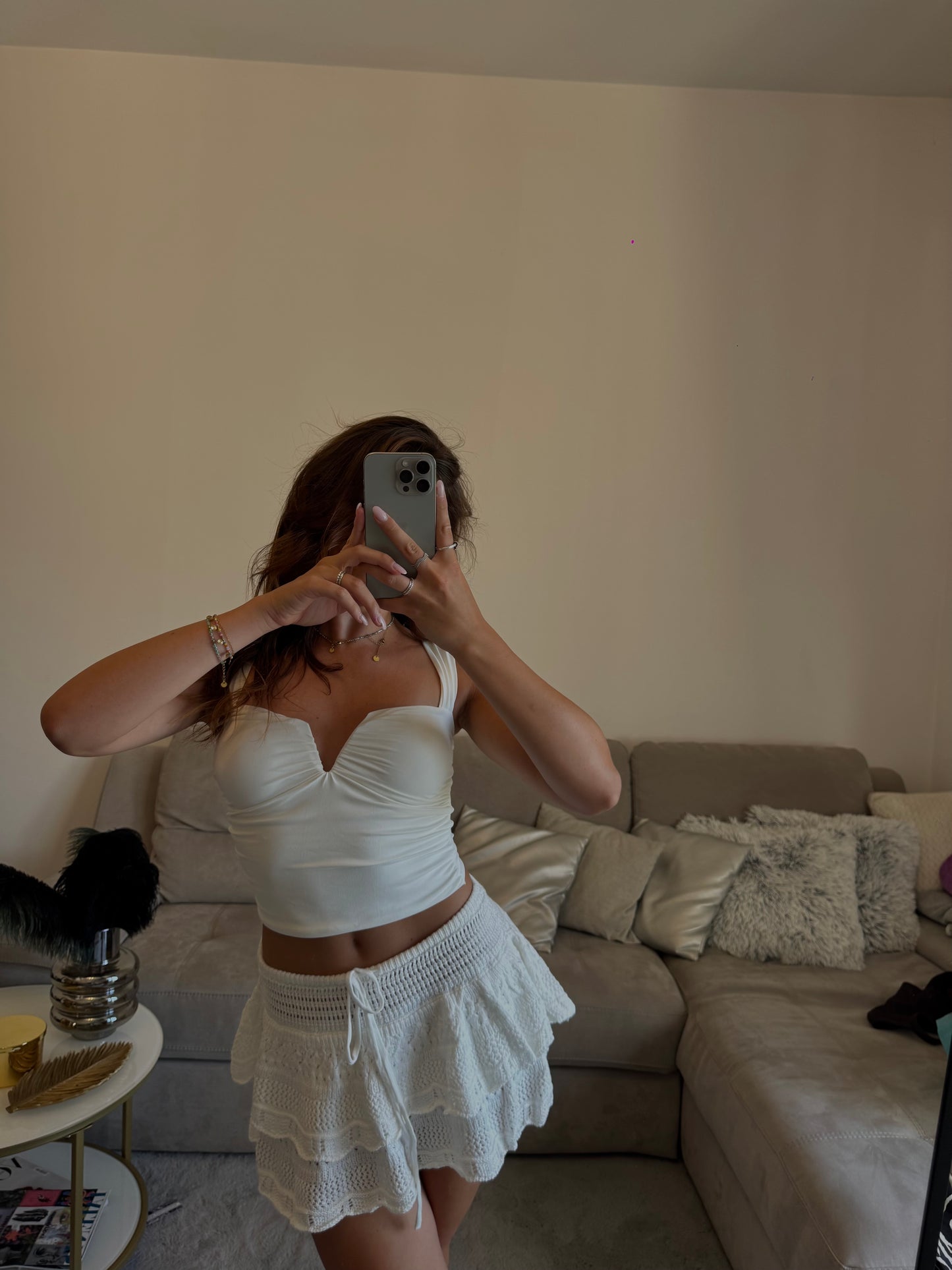WHITE SKIRT